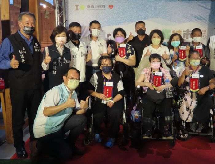 友善特派員讓嘉市有愛無礙 友善生活資訊網今啟用