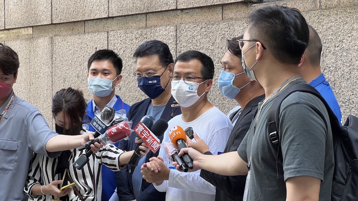 羅智強合體趙少康 趙指蔡英文聲援林智堅是準備做「一動作」 36 前總統府副秘書長羅智強8日帶著四位「強戰隊」新人,合體資深媒體人趙少康,博取媒體注意。