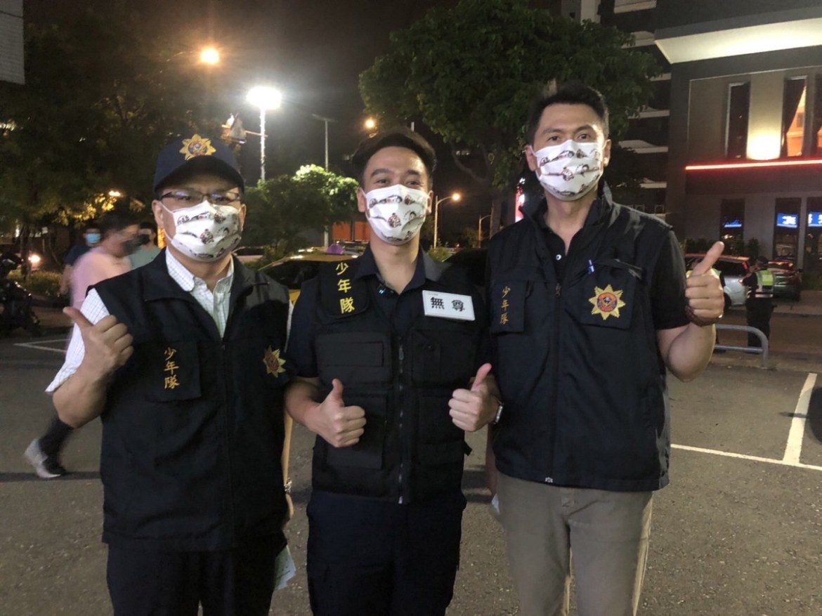 【有片】藝人無尊體驗「一日警察」宣導桃警青春專案4反1不 19 S 108445716
