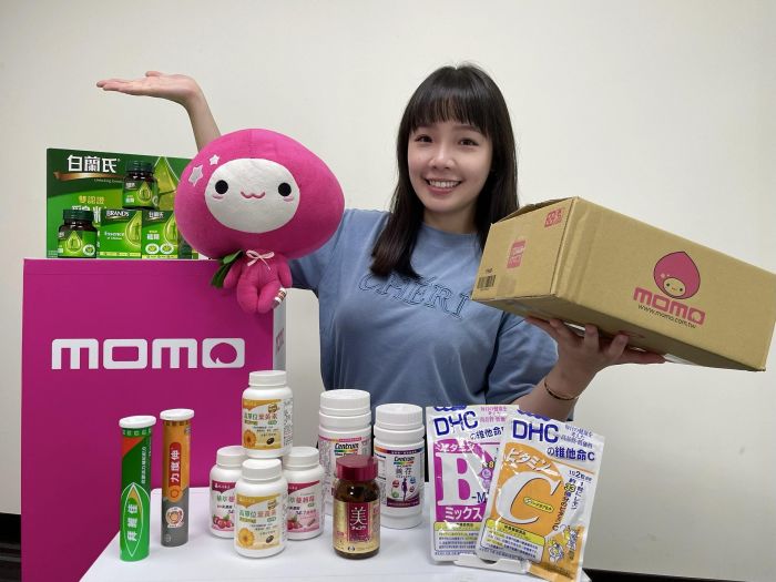 momo富邦媒「2022年網購保健食品報告」預防保健「全齡化」
