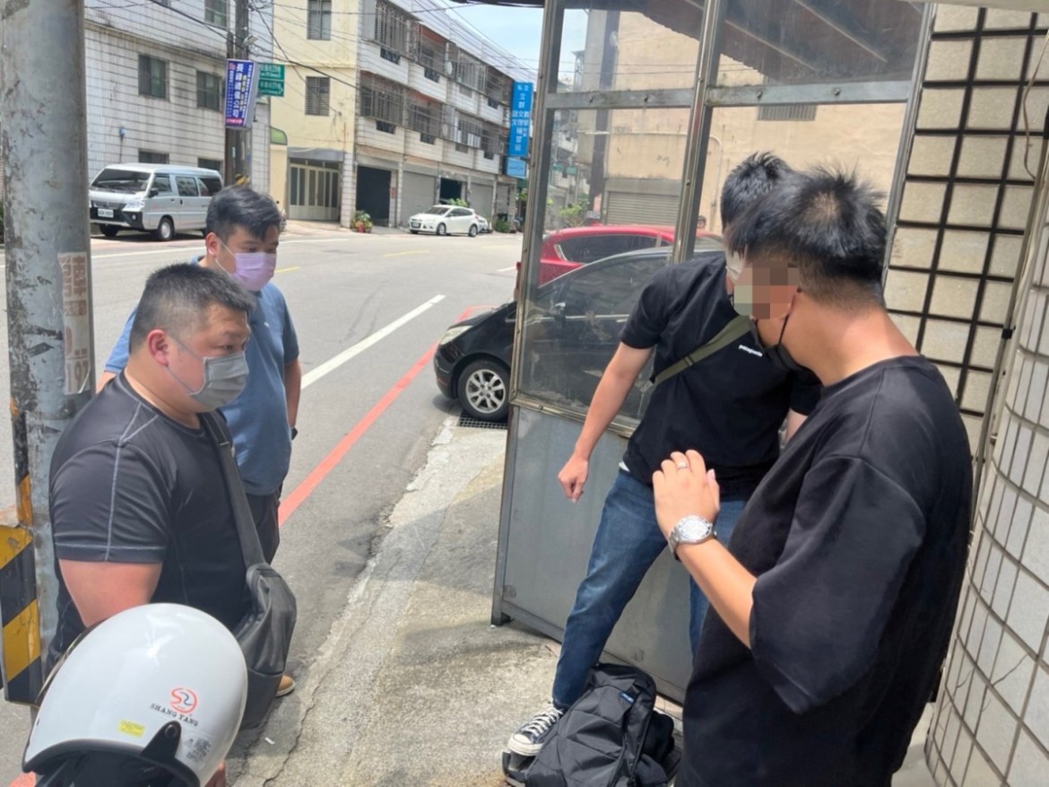 7旬翁剛聽完反詐騙宣導 隔日就與楊梅警合作逮車手 24 S 4317232