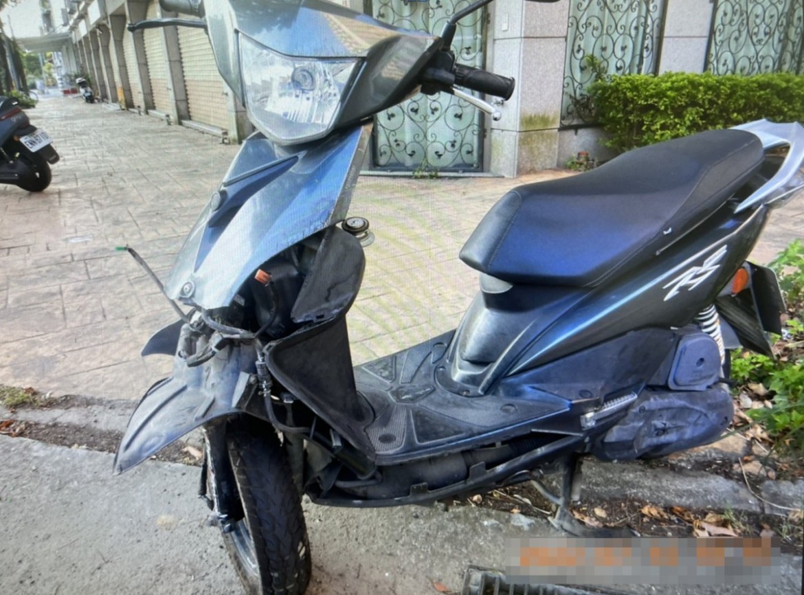 【有片】女騎士遭高速衝撞旋轉後重摔 手腳擦傷幸無生命危險 25 S 31522838