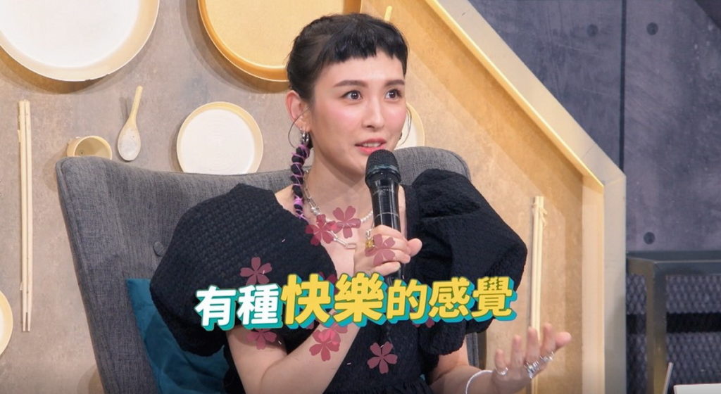 _選手所製作的美食菜餚讓魏如昀瘋狂讚很快樂！（圖／翻攝料理之王３）