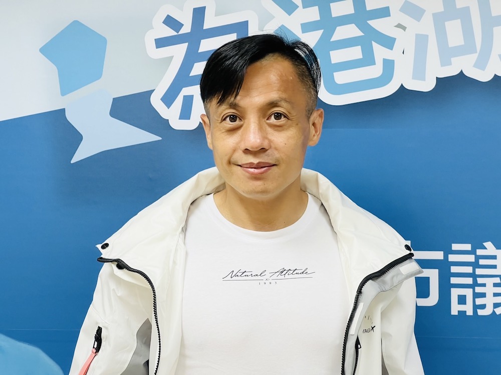 談台北市議員選情 李明賢:不像2018年大好 國民黨選情不容樂觀 29 台北市議員李明賢接受《CNEWS匯流新聞網》訪問,問到台北市議員選情,他坦言,他個人預估選情不像2018年好,今年國民黨整體席次可能下修。