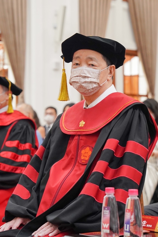 漾新聞|日月光董事長張虔生獲頒成大名譽博士 期攜手成大讓城市感動國家驕傲
