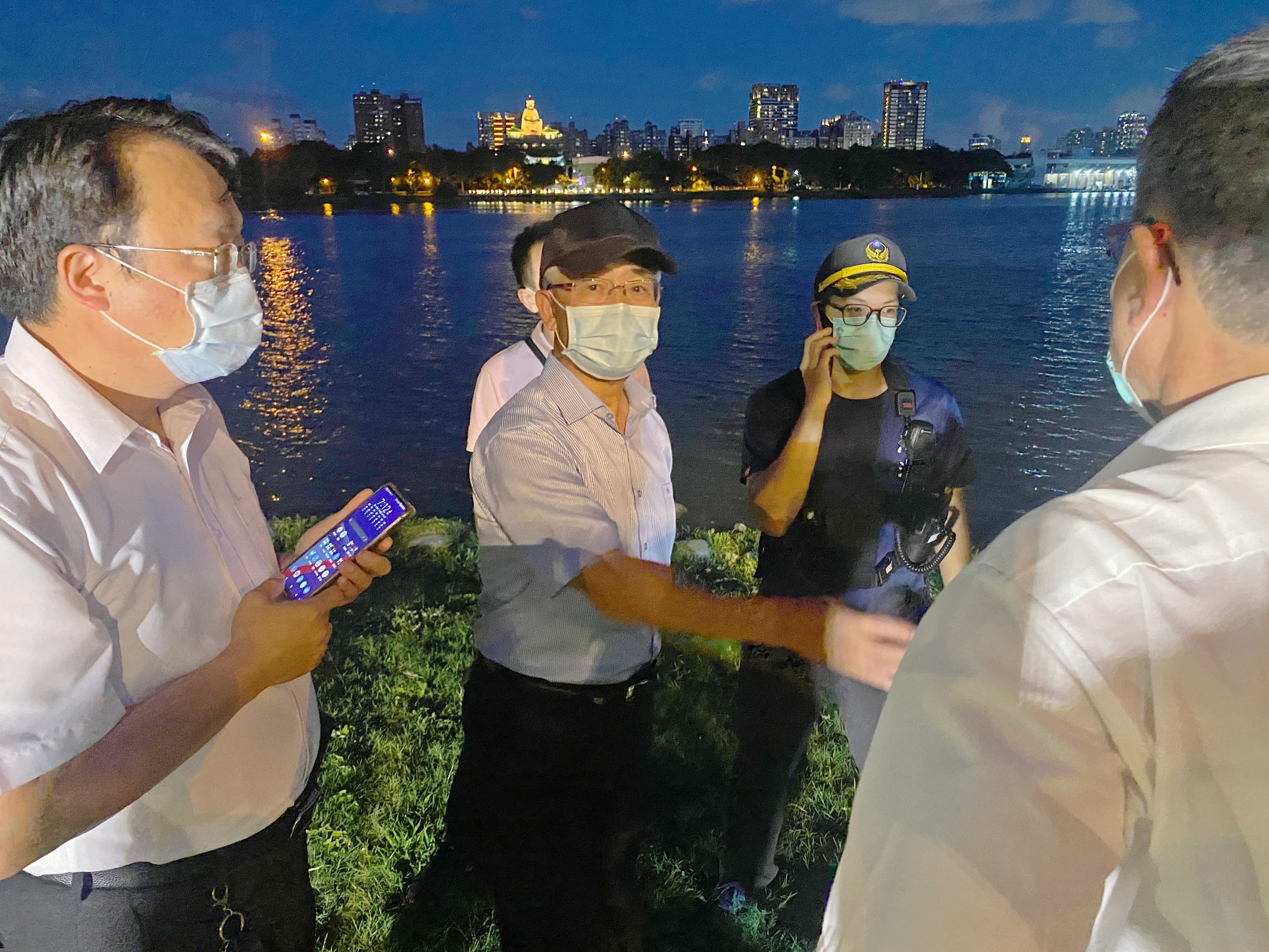 影片曝光／高雄帆船翻覆！９歲童溺斃、教練失聯  　王志平：民眾參與戶外活動應注意安全