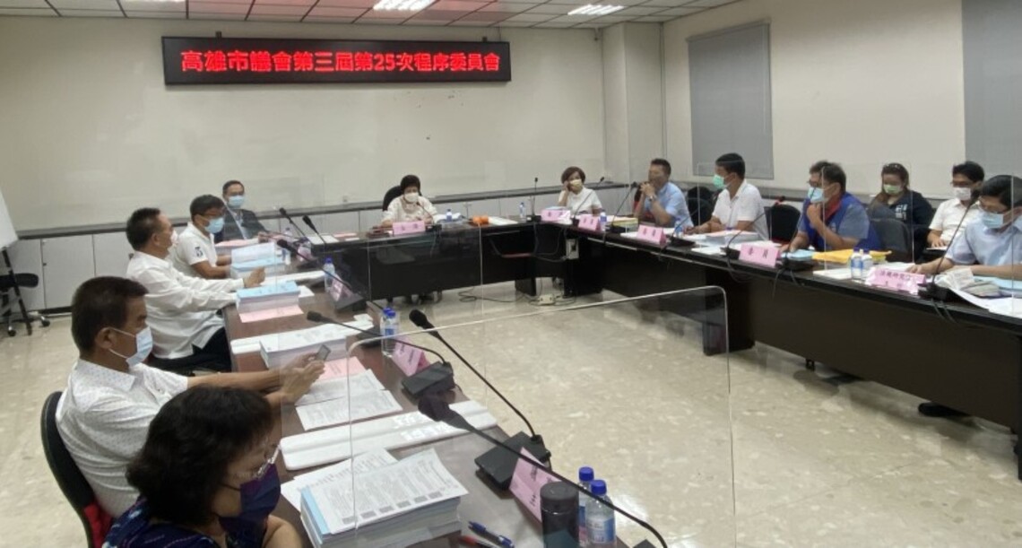 高市議會程委會討論定期大會期程事宜 無共識