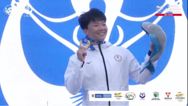 快訊/漾新聞|中華蹼泳女將勇奪世錦金牌閃耀全世界