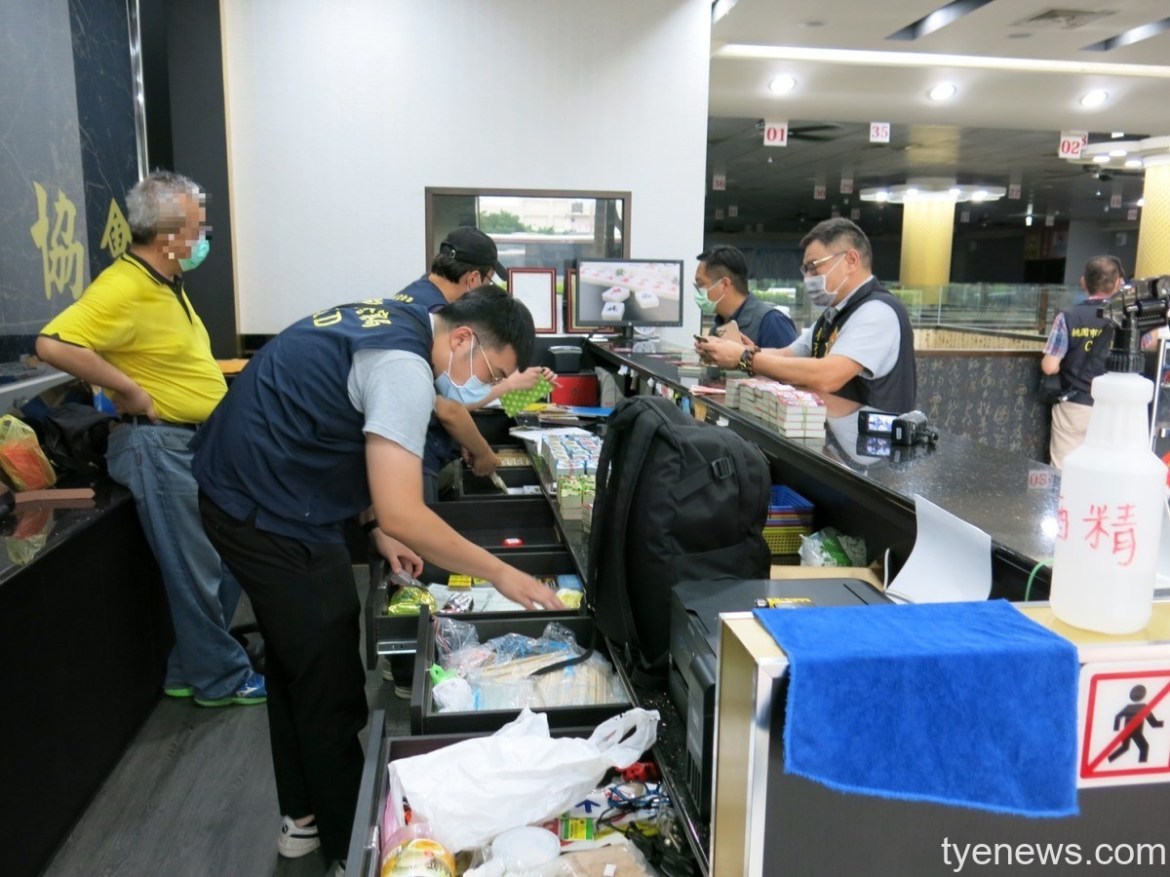 賭場藏身合法麻將協會 龍潭警當場逮18人查扣百萬賭資 21 S 18358731