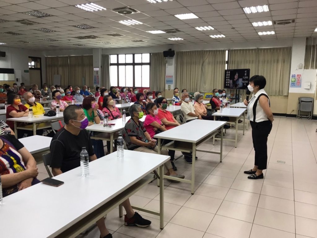 新北市樹林區金寮里辦理環境保護宣導,特向金寮里民眾推廣「安全駕駛」觀念,保障用路人安全