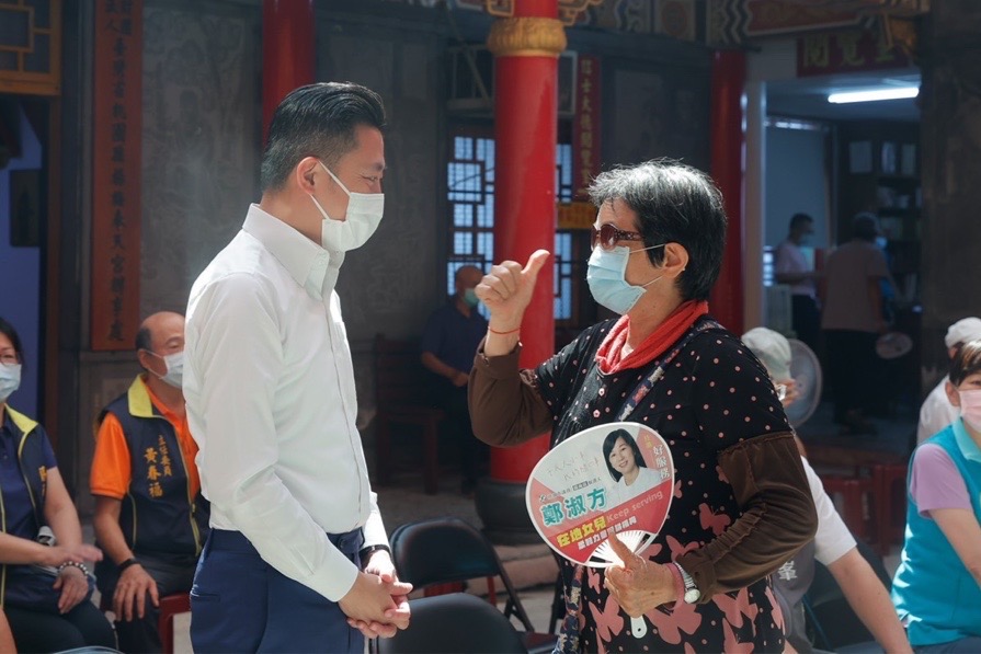 很怕他?國民黨連日批論文案 林智堅:很遺憾對手不提政見、政績 28 民進黨桃園市長候選人林智堅.jpg