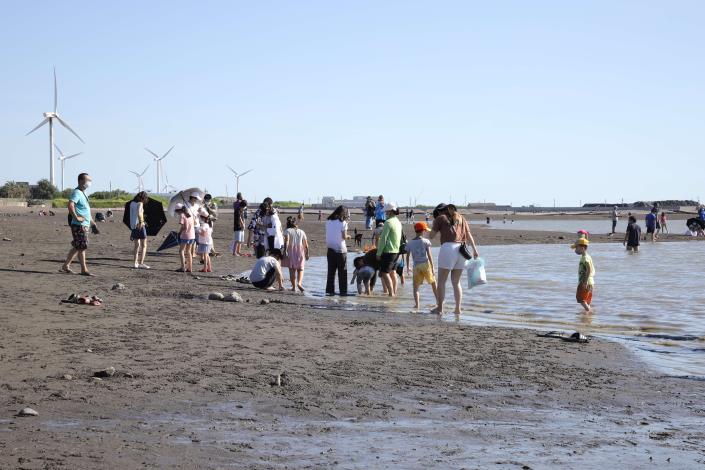 雲西海洋音樂祭今在三條崙海水浴場熱鬧登場。