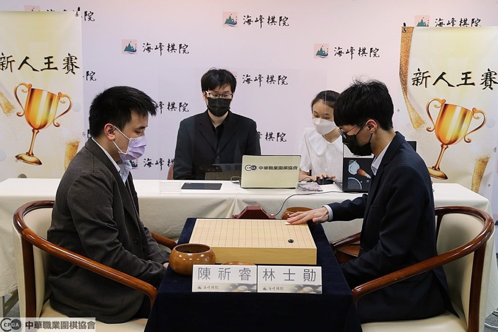 (左)2021新人王陳祈睿七段、(右)2022新人王林士勛七段