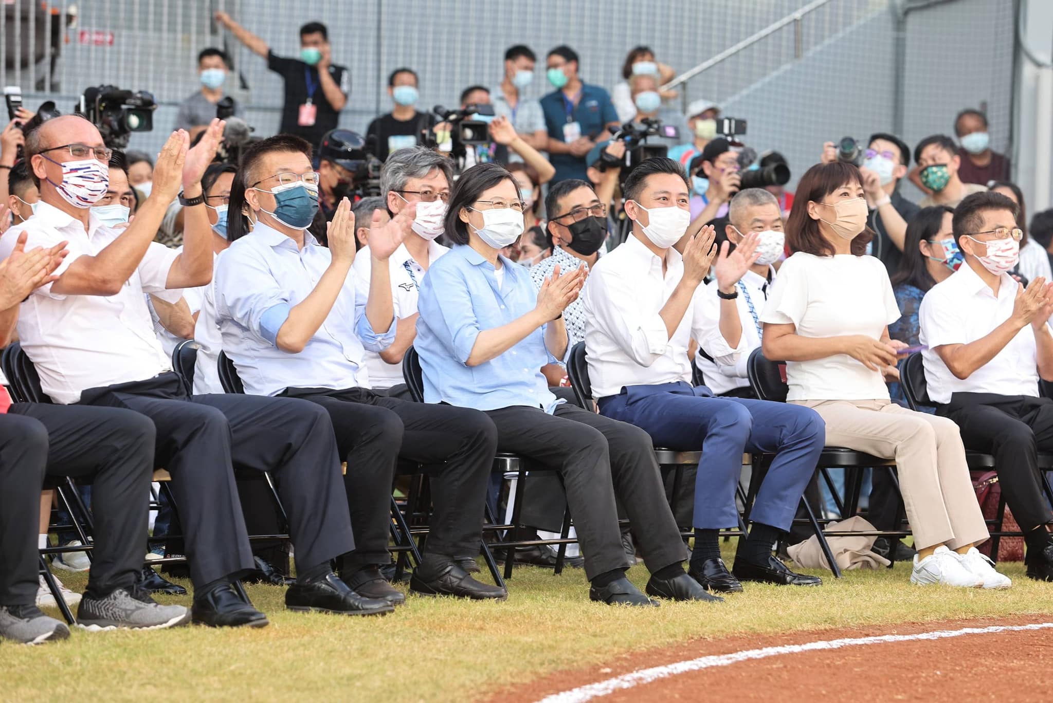 新竹棒球場遭國民黨、民眾黨抨擊 林智堅:最短時間解決所有問題 34 總統蔡英文