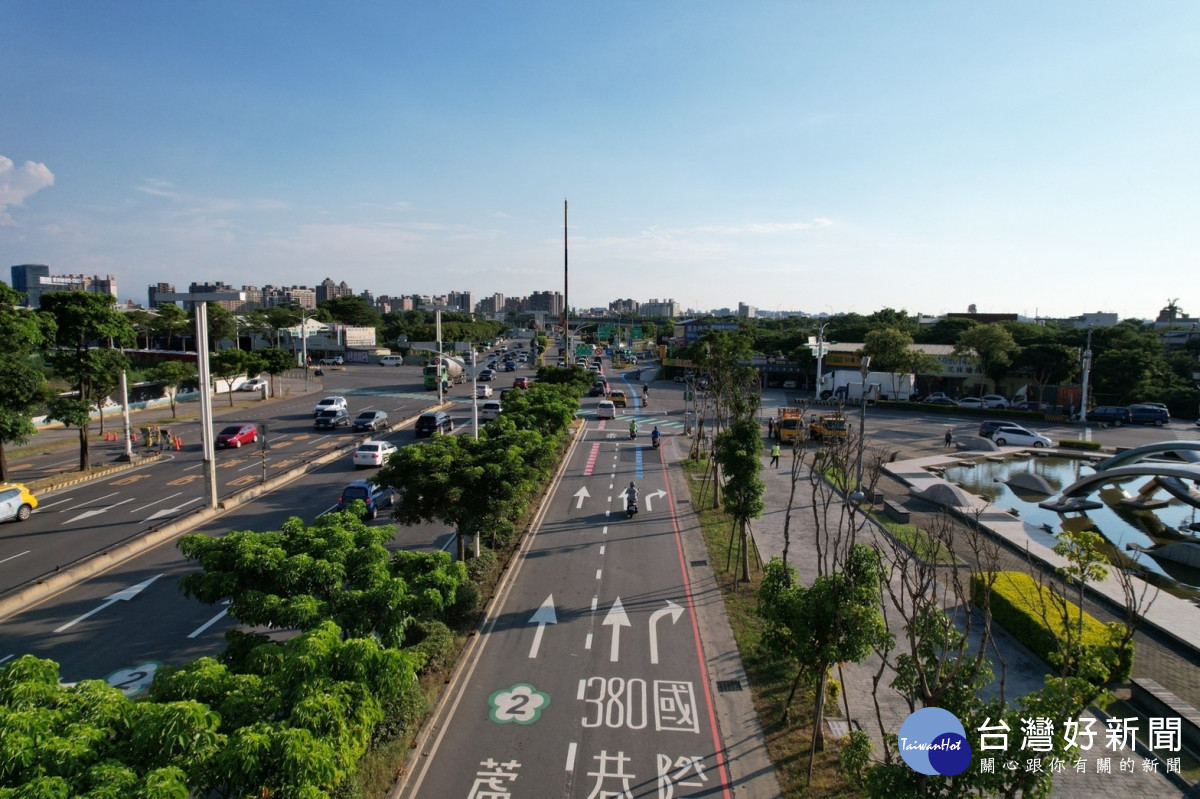 桃市府交通局推出「彩色指引標線」，以健全道路行車環境。