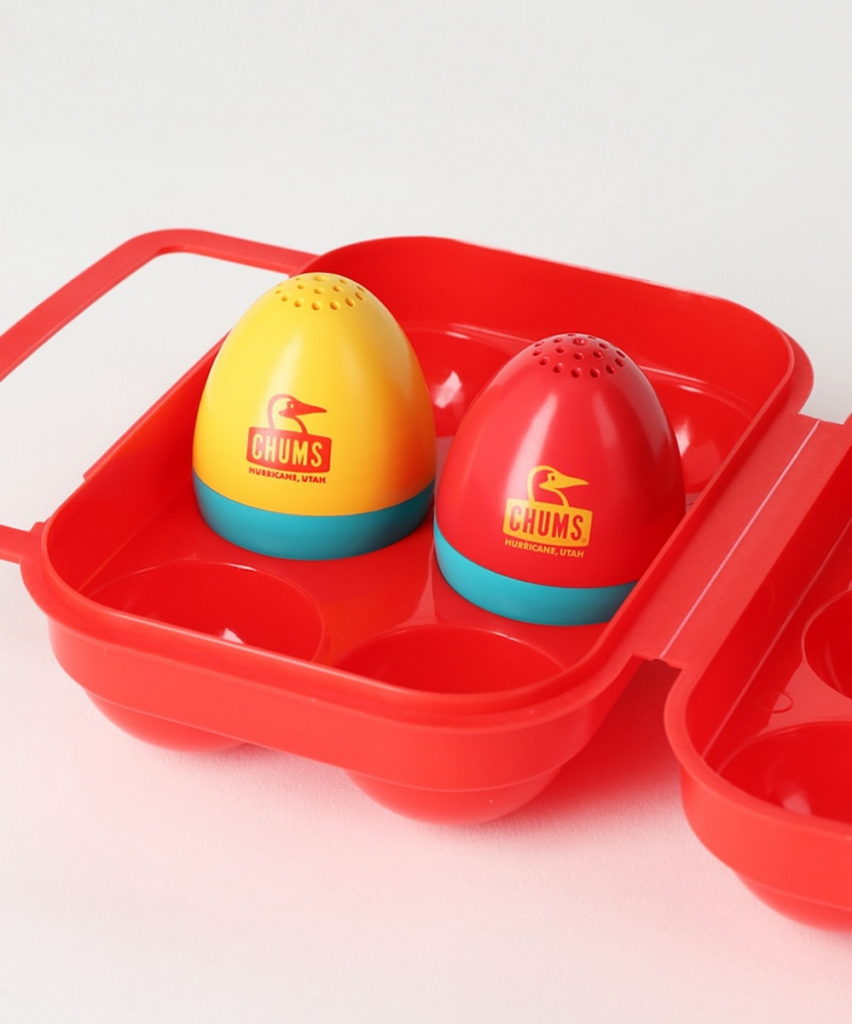 「Booby Egg Salt & Pepper蛋盒」中附有蛋型調味料罐,可愛造型大大增加露營儀式感!