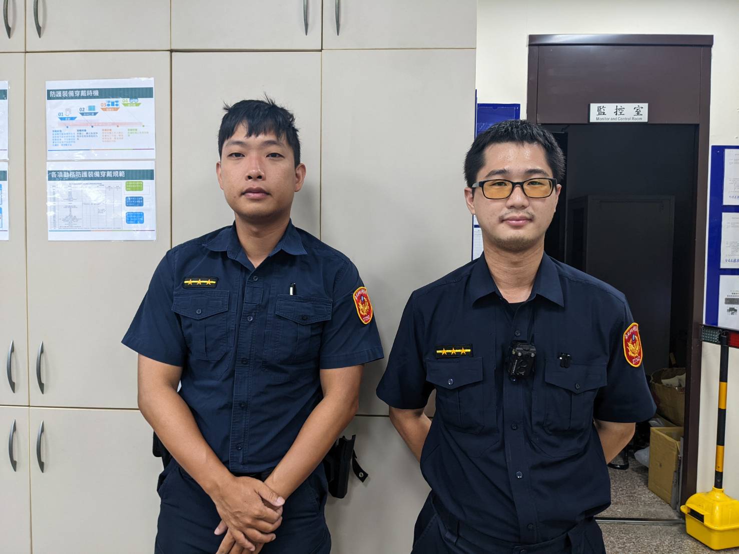 圖片說明:警北投分局石牌派出所警員林丞浩(左)、警員周彥齊。 (記者宋紹誠翻攝)