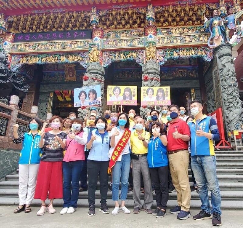 漾新聞|柯志恩鳳山拜廟市場拜票否認固樁 強調政治不用這麼機關算盡