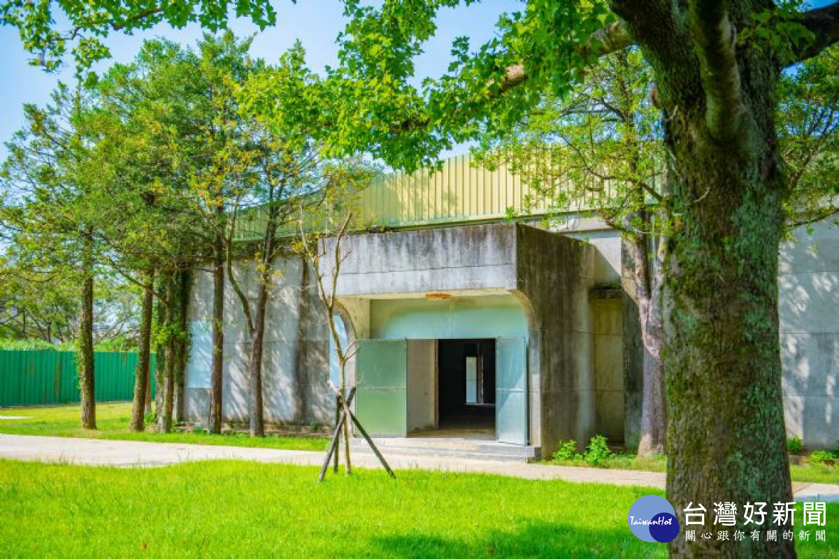 市府將以「修舊如舊」的方式,興建三元市民活動中心,讓舊營區轉化為新的活動空間。<br /><br /> <br /><br />