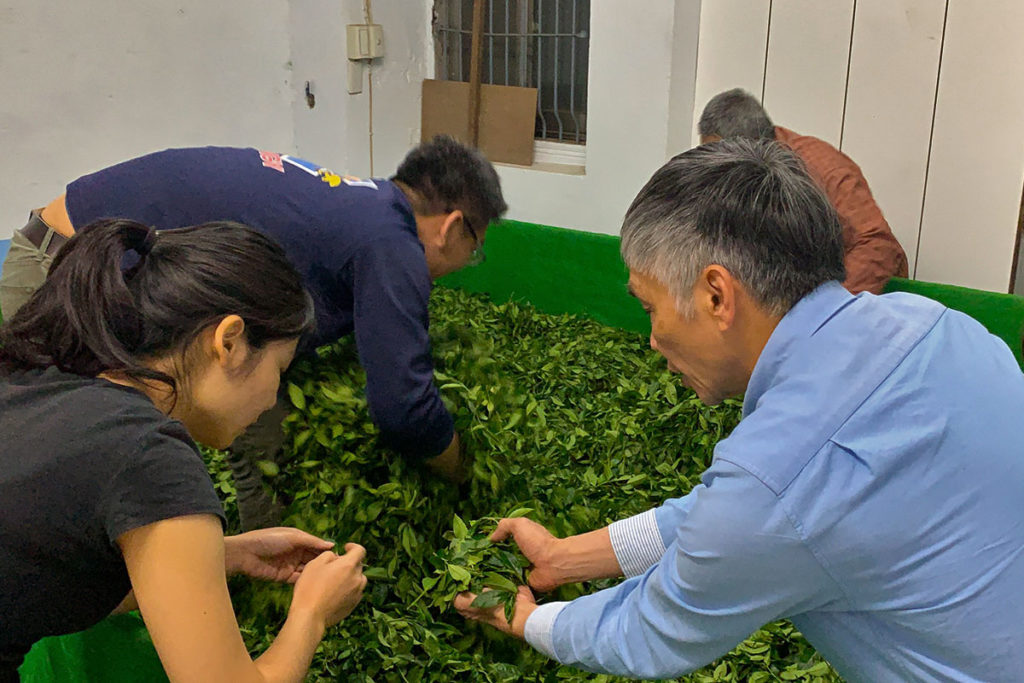 COMEBUY精挑細選好茶葉，杯杯現點現萃