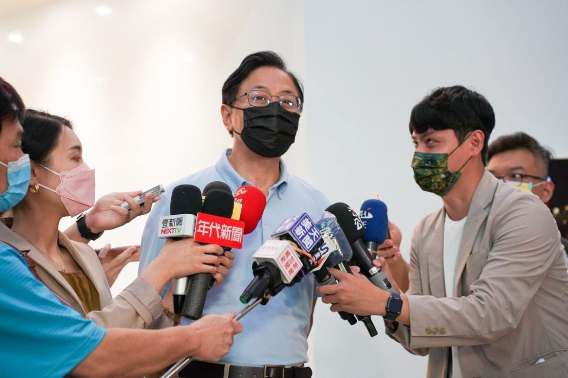張善政再強調誠信比學問重要 指林智堅為新竹球場道歉100次也沒用 18 1739415 scaled