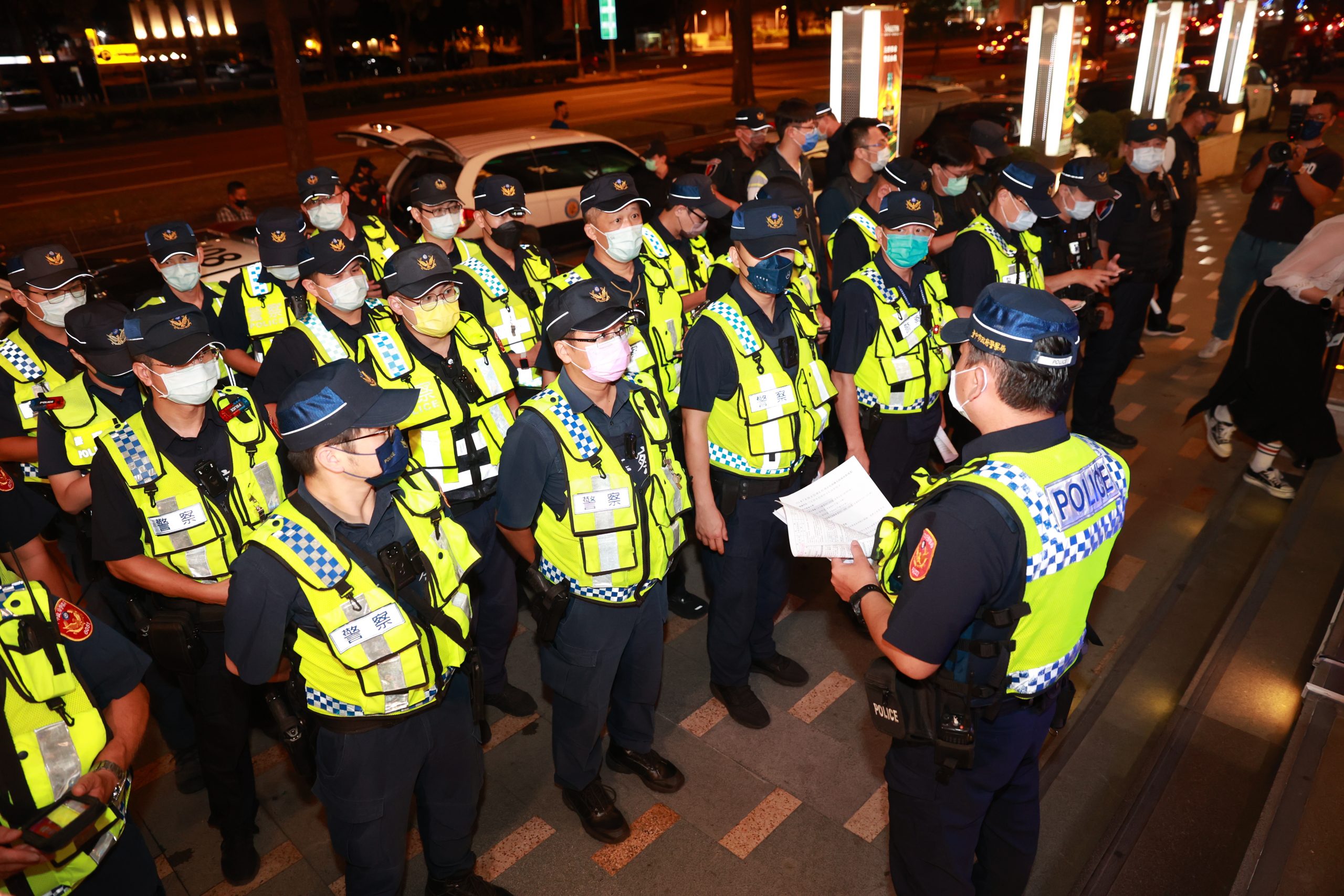 圖片說明:為加強維護臺中市治安,臺中市政府警察局啟動「肅槍專案行動」專案。 (記者謝榮浤翻攝)