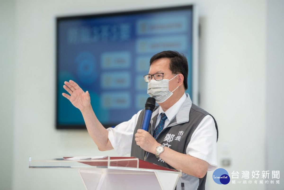 鄭市長感謝豐年宮長年熱心公益,以實際行動支持救護工作。<br /><br /> <br /><br />