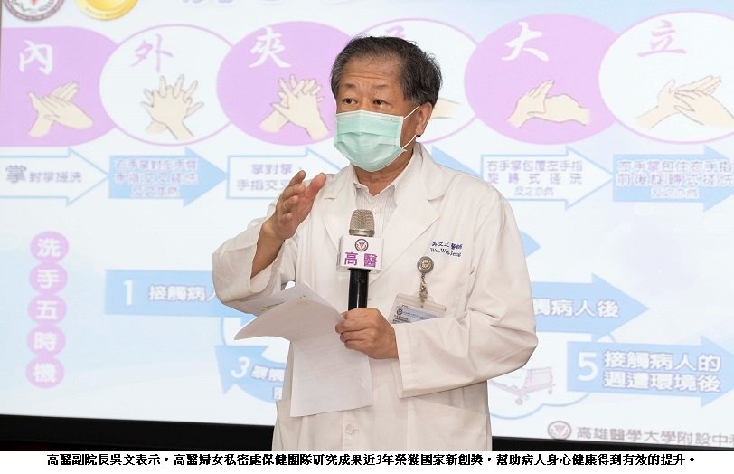 可能是 1 人和站立的圖像