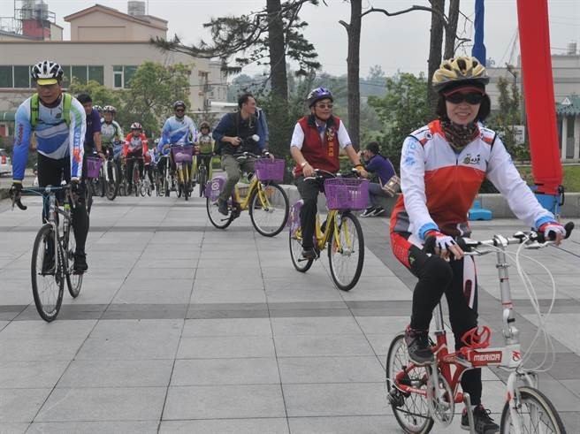 圖片說明:金門縣政府設置離島地區首座「自動化公共自行車K Bike」租賃系統,106年4月風光啟用。(翻攝自網路)
