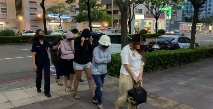 護膚館掛羊頭偽裝從事人與人連結 新興警查獲11女3男