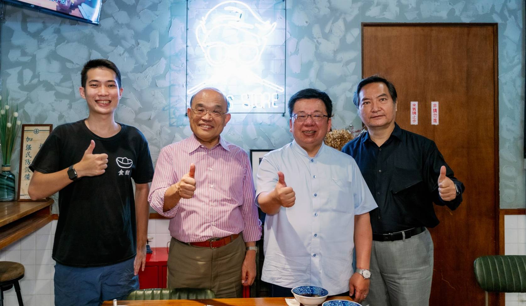 圖片說明:蘇系掌門人蘇貞昌親下嘉義市為李俊俋加持。(李俊俋團隊提供)