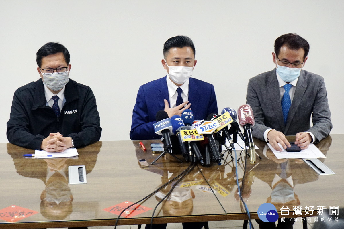 民進黨桃園市長參選人林智堅中說,論文「被提供」給余正煌參考,真的是「好心被雷親」。