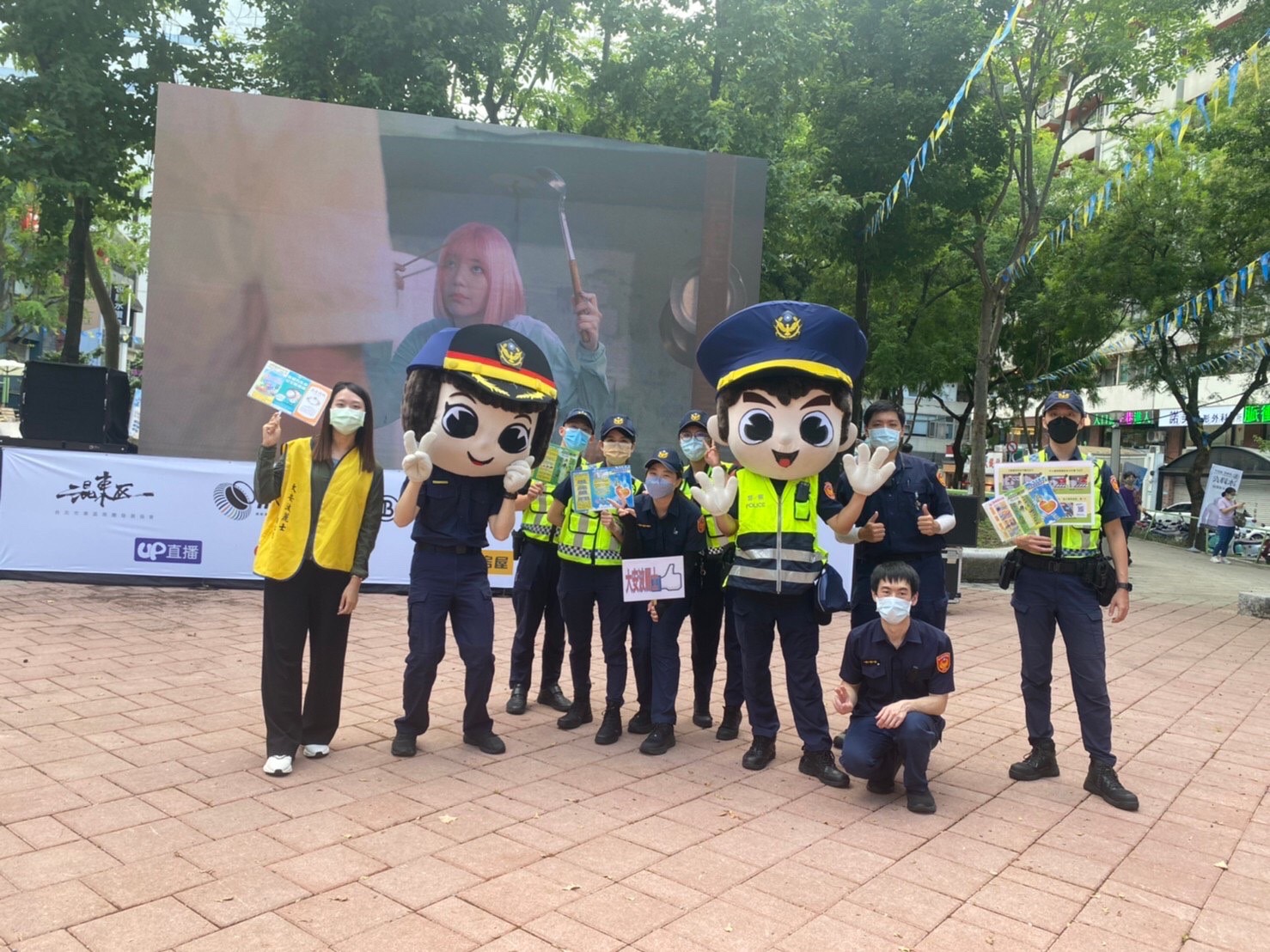 圖：大安波麗士與民同樂，隨時守護你我交通安全。