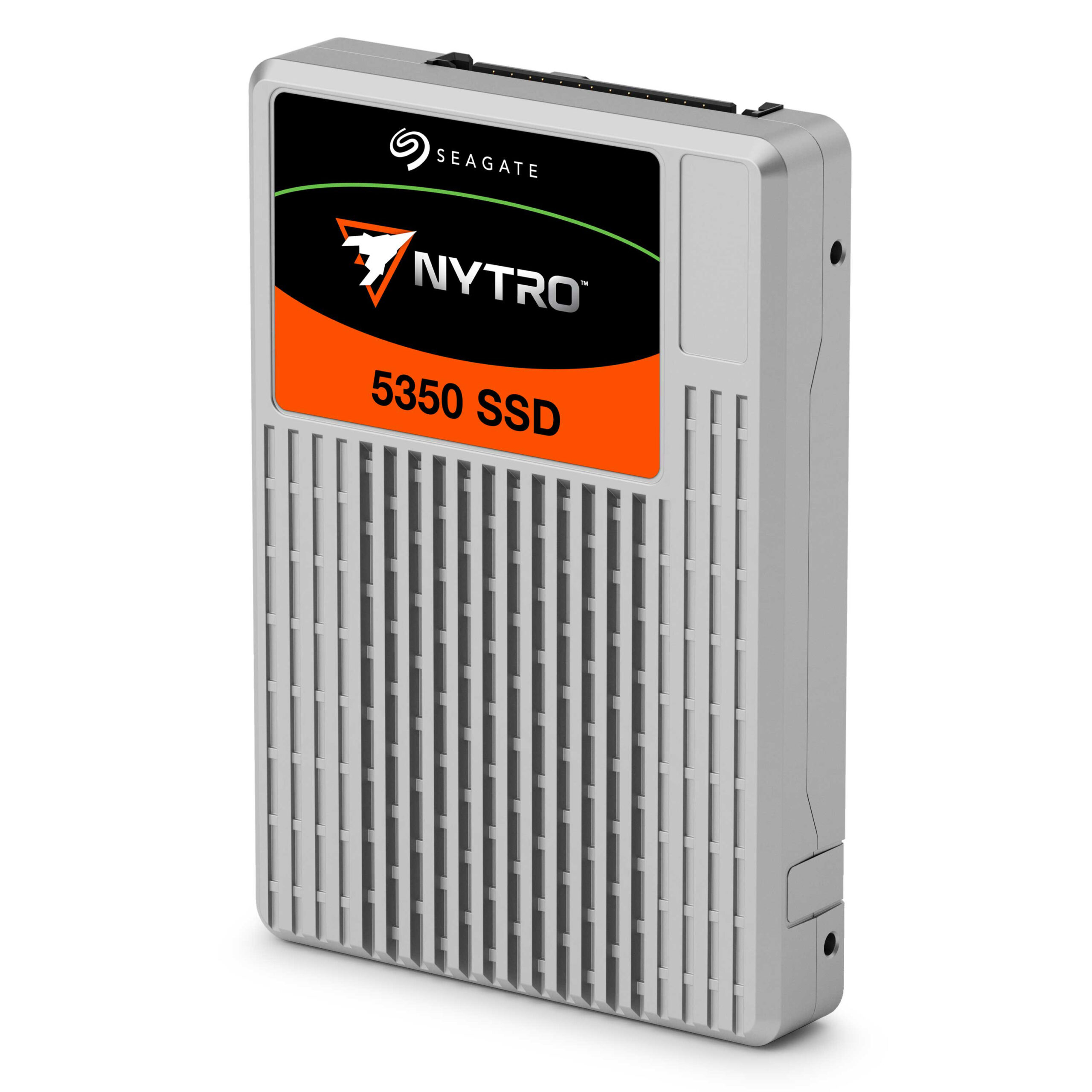 Nytro 5350具備15公釐與7公釐規格,為資料中心設計,提供更佳的運算能力,具備頻寬高達 7.1GBs,可提升超密集環境中的儲存密度與容量,滿足企業級的工作負載量。 (1)