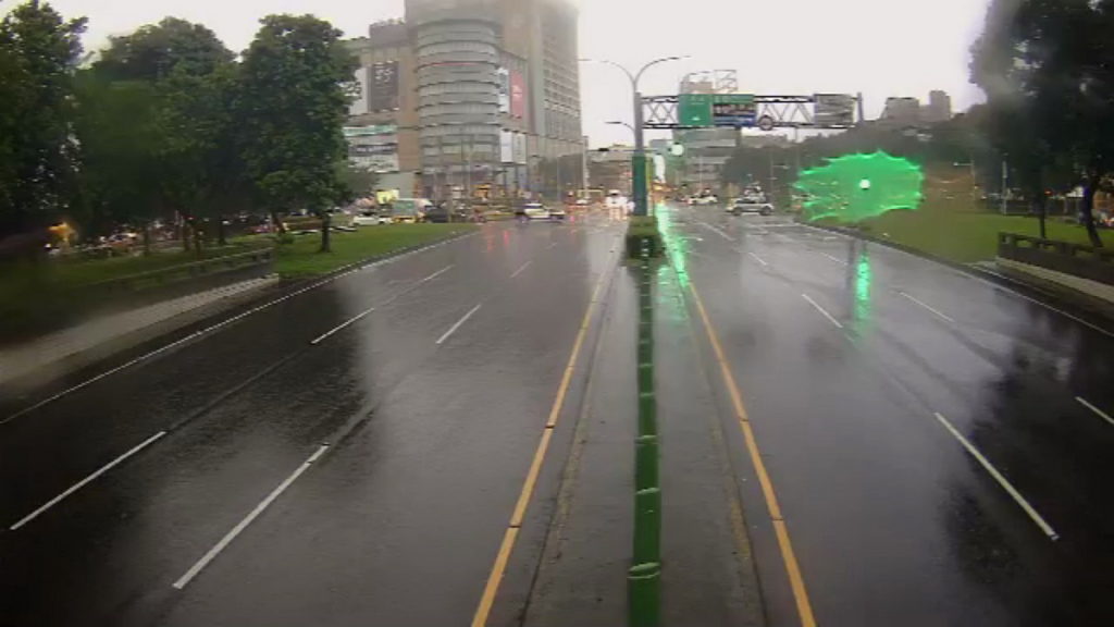 世賢路北段地下道