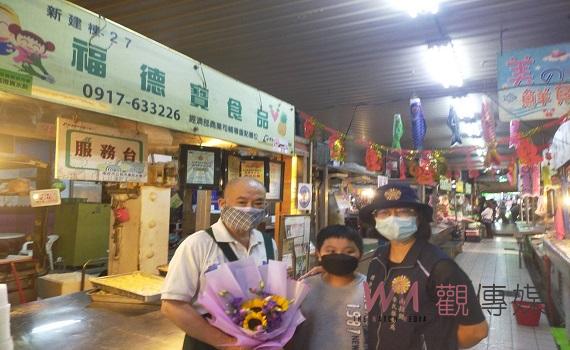 榮民學子父親節感恩獻禮！南投縣榮民服務處受助學童致送認養人鮮花、卡片