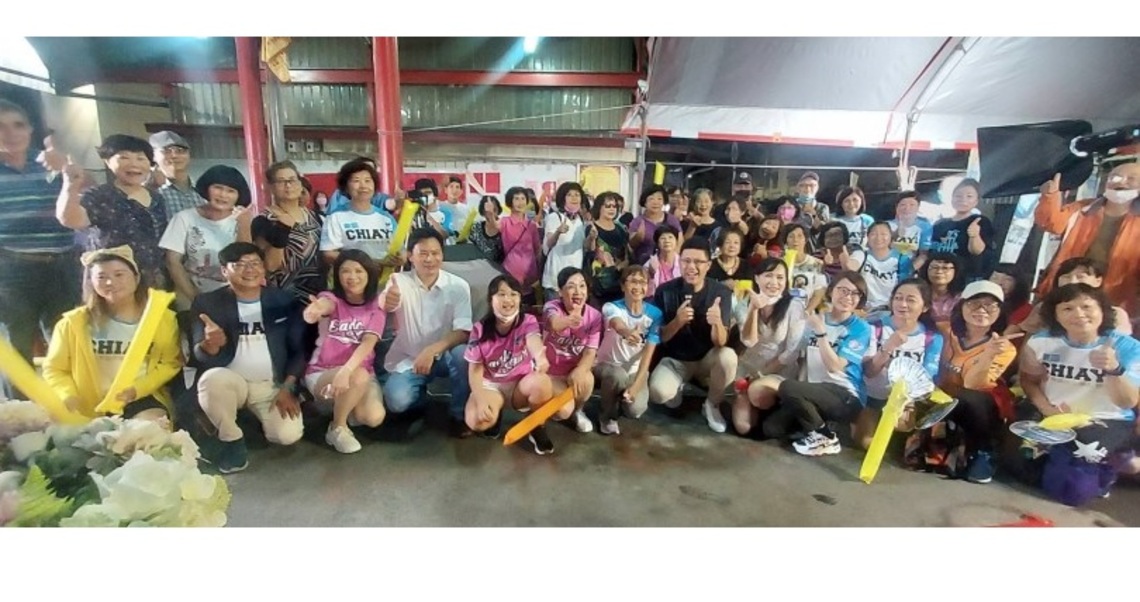 嘉義市議員候選人“G哥Talk秀“三山國王廟口開講
