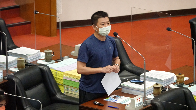 漾新聞|曾俊傑要求市府推動「高雄表參道計畫」活化火車站商圈