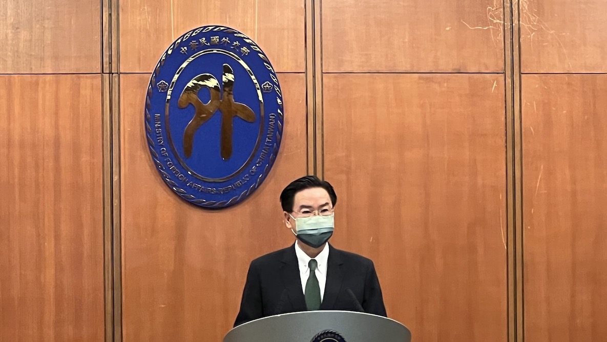 台海危機/吳釗燮:台海中線是兩岸現狀象徵 台灣不能束手就擒 38 外交部9日召開國際記者會,外交部長吳釗燮強調台海中線是兩岸現狀的象徵。