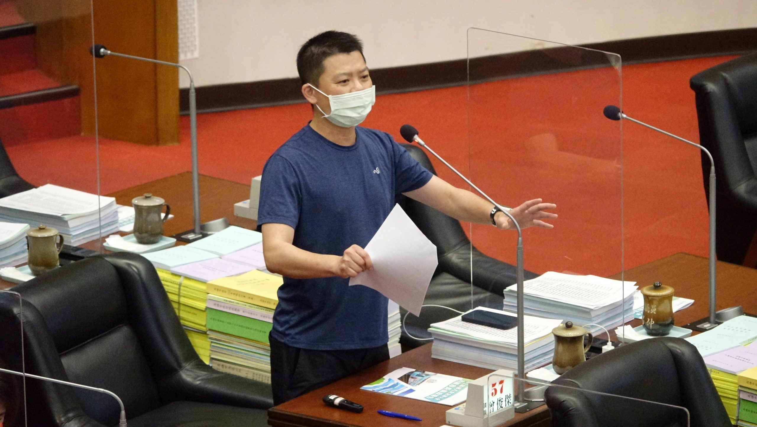 高市議員曾俊傑關切火車站商圈整體開發　副市長林欽榮：站東路確定在今年10月底可以通車　高雄表參道計畫會從明年起加速推動