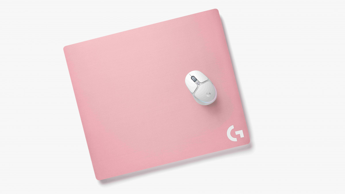 「蝦皮購物」羅技G705 美型炫光多工遊戲滑鼠,優惠價3,290元。