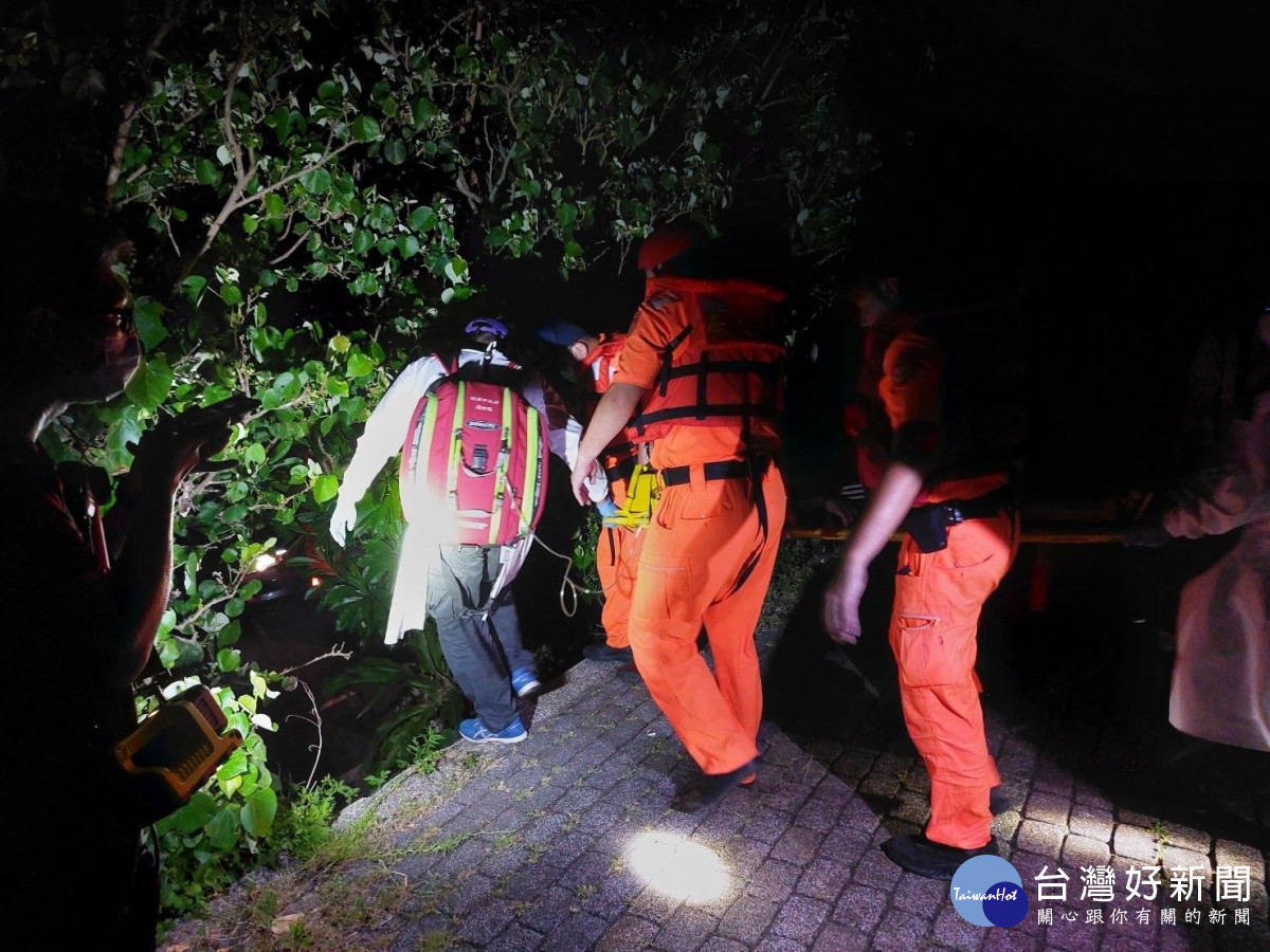 民眾落海失蹤,桃園海巡警消通力救援。