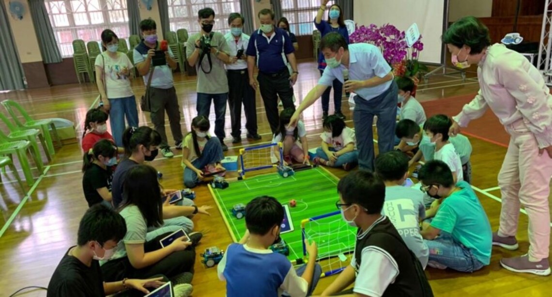 雲林從小培育AI人才 雲林縣青少年STEAM教育機器人程式學習營