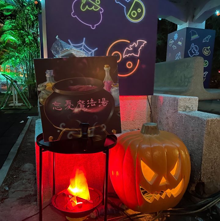 絢爛夏夜/《北投女巫魔法節》裝置燈區 訴說溫泉鄉魔法故事