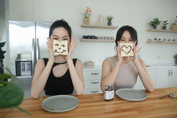 曾之喬最愛穿搭TOP3「微性感挖洞造型 Bratop」,定價790元|感性意識(2) (1).jpg
