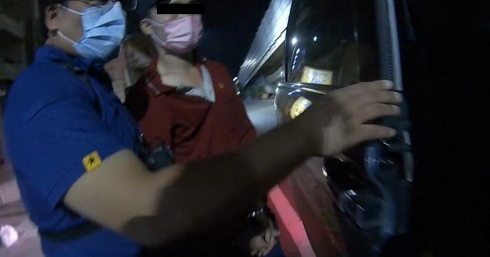 開山刀用來剁蒜頭?越南討債球棒隊遇移民署芭比Q了
