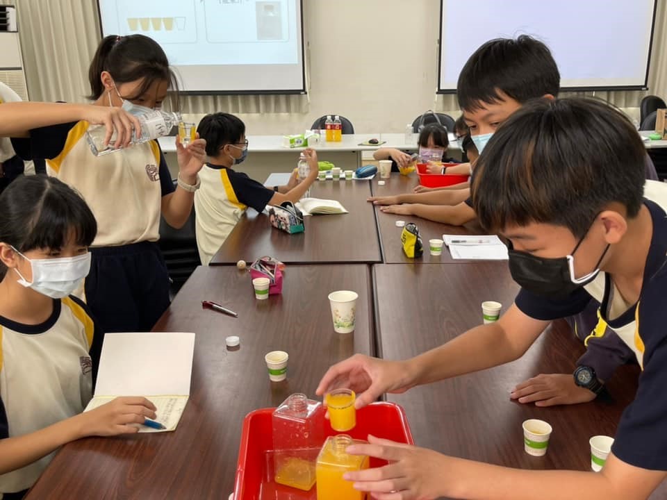 建立學生學習自信!「數學奠基進教室」課堂中玩數學