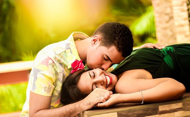 couple-gcbc466f8c_640.jpg
