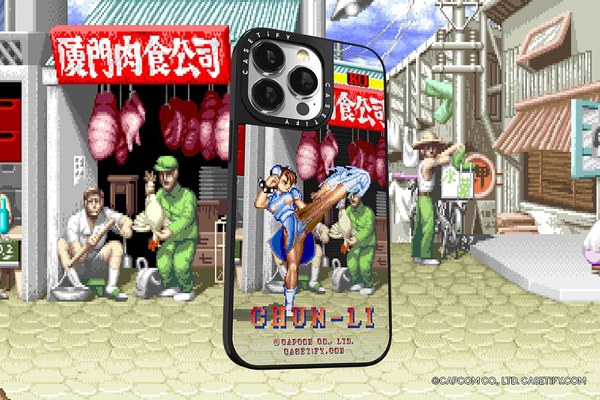 圖3.-限量版透鏡式手機殼透過動態圖像效果重現春麗的經典格鬥招式「百烈腳」.jpg