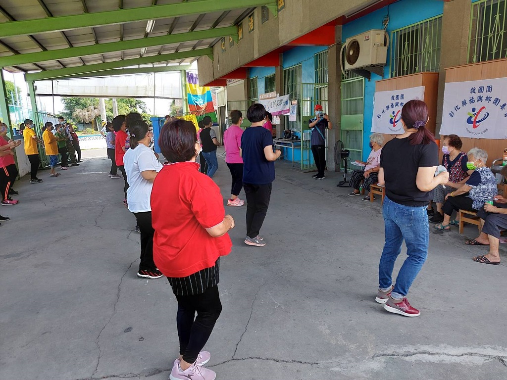 圖片說明:彰化縣縣政府暨救國團福興鄉團委會共同主辦「運動愛台灣」活動,讓鄉民一起來運動期能使大家更健康,此為活動片段。(圖/救國團福興鄉團委會提供)